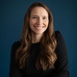 Portrait of Amy Anderson