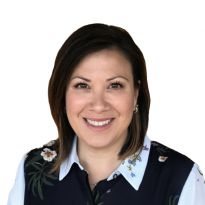 Natalie Nicholson headshot.