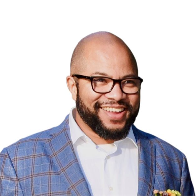 Dziwe Willard Ntaba headshot.