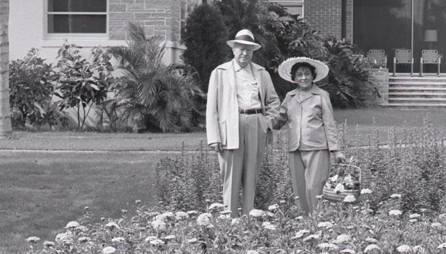 An image of Archie and Edyth