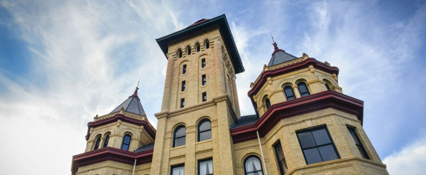 Kirkbride building